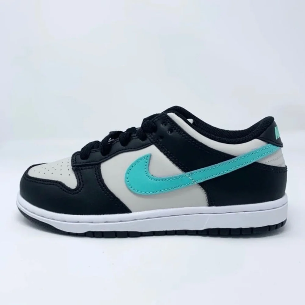 NIB Nike Dunk‎ Low Tropical Twist 11C